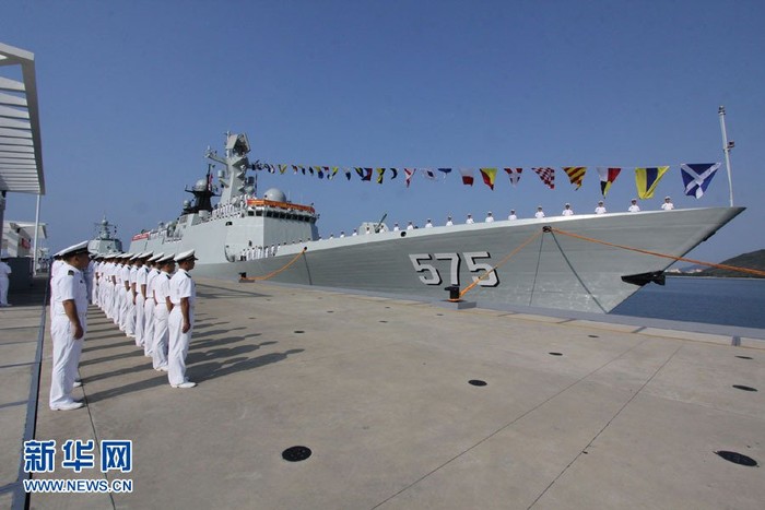 Trung Quốc vừa biên chế thêm tàu hộ vệ tên lửa Nhạc Dương Type 054A cho Hạm đội Nam Hải - lực lượng được ưu tiên biên chế vũ khí trang bị mới.